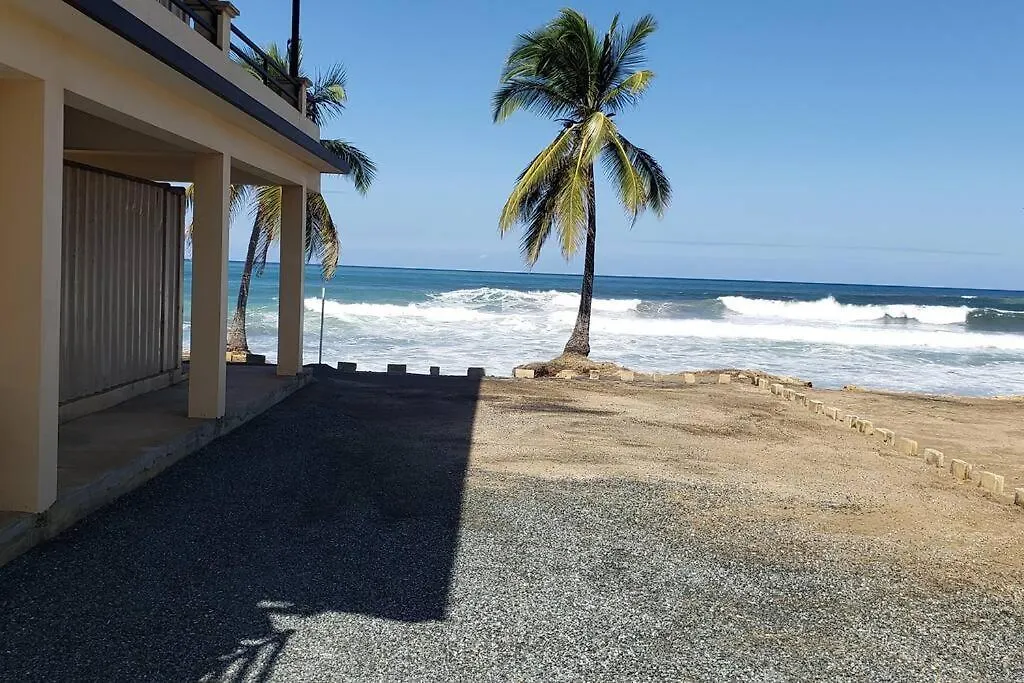 Yaeliz Front Beach Агуада Пуэрто-Рико